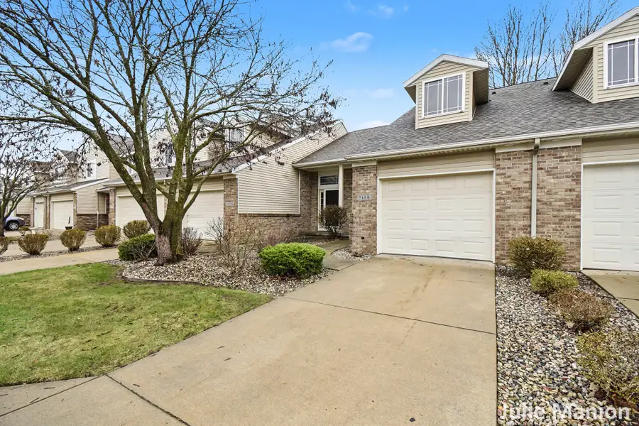 7499 Navajo Valley Drive SW, Cutlerville, MI 49315 - #2