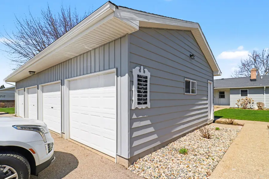 721 Blue Ash Drive SE, Kentwood, MI 49548 - #2