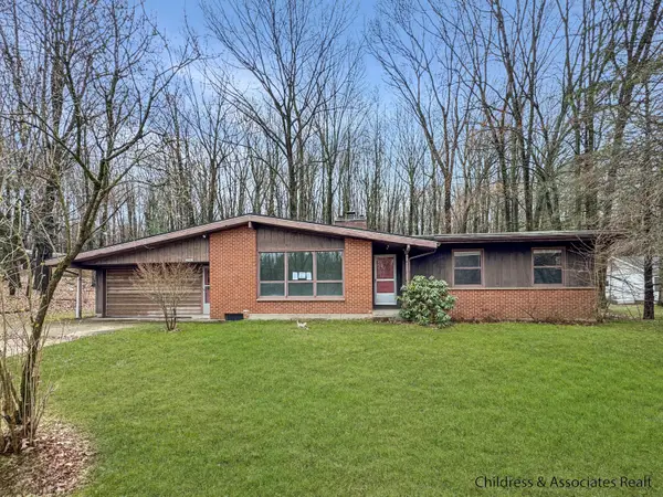 288 E 88th Street, Newaygo, MI 49337