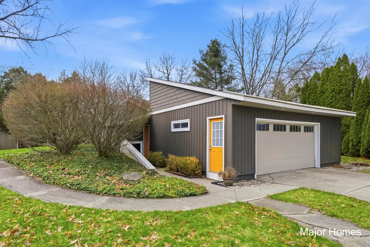 7500 Cascade Road SE, Cascade, MI 49546 - #1