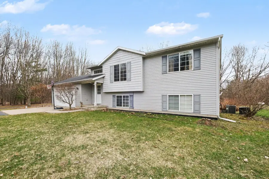 7460 15 Mile Road NE, Cedar Springs, MI 49319 - #2