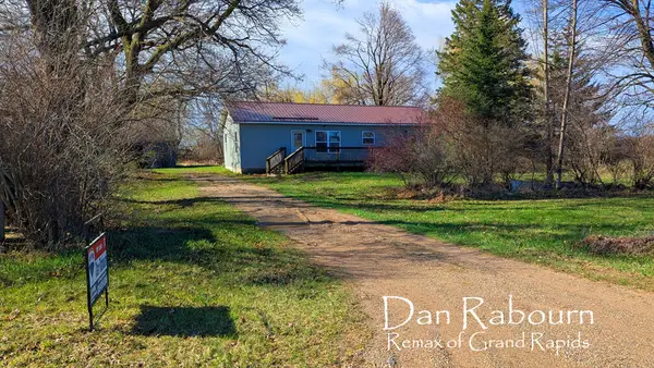 1185 11 Mile Road, Remus, MI 49340