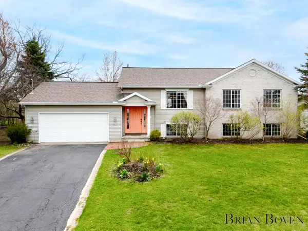 7631 Hessler Drive NE, Rockford, MI 49341