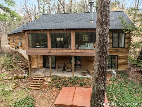 4755 Division Avenue N, ComstockPark, MI 49321