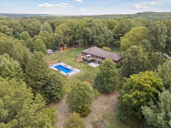 7999 Shadybrook Drive SE, Ada, MI 49301