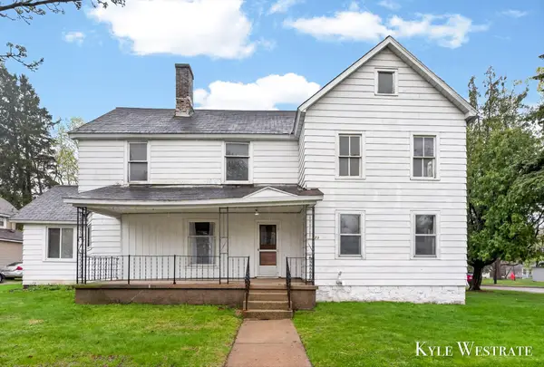 123 W Main Street SE, Caledonia, MI 49316