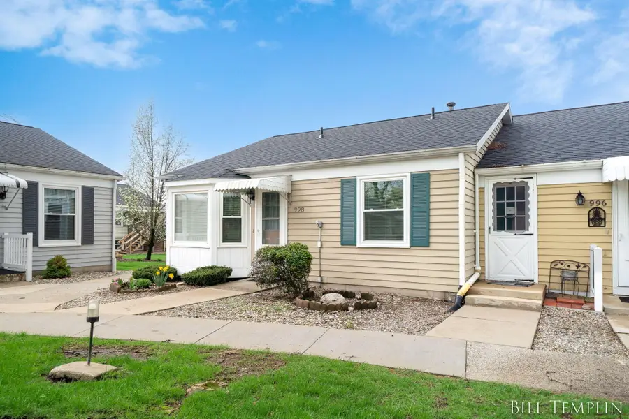 998 Village Lane, Jenison, MI 49428 - #3