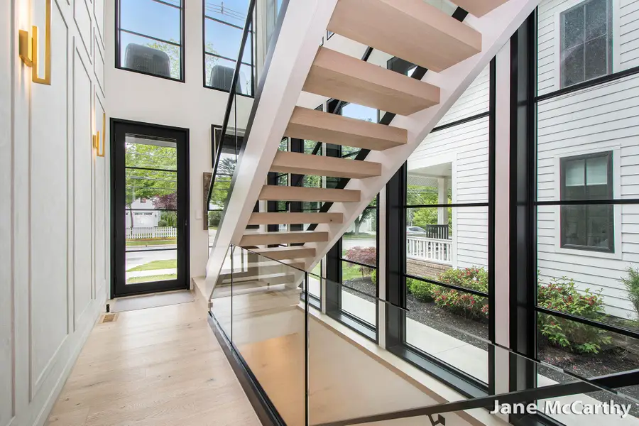 2115 Lake Drive SE, Grand Rapids, MI 49506 - #3