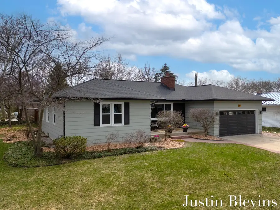 154 N Parklane Drive NE, Grand Rapids, MI 49505 - #2