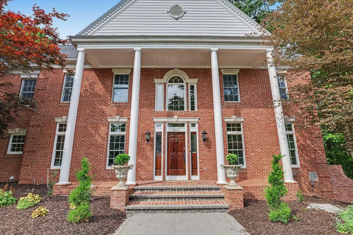 1233 Ballybunion Court SE, Forest Hills, MI 49546 - #1