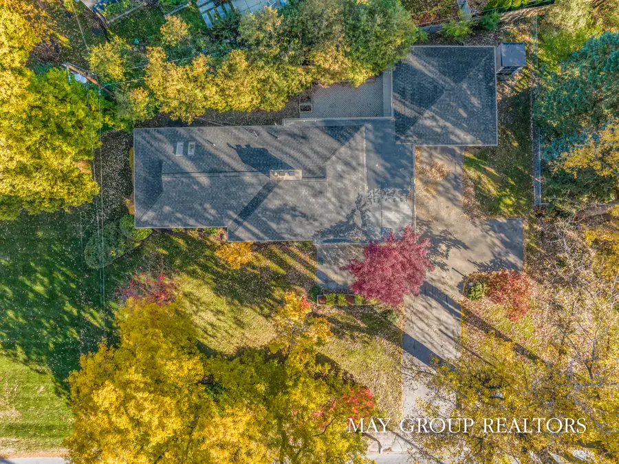 2727 Cascade Road SE, Grand Rapids, MI 49506 - #3