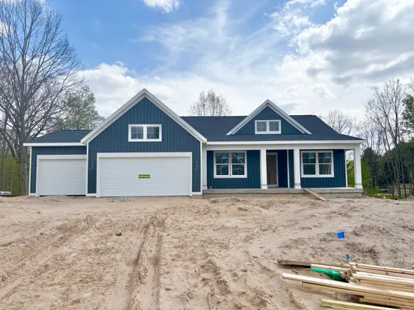 5888 Valley Point Drive SE, Caledonia, MI 49316