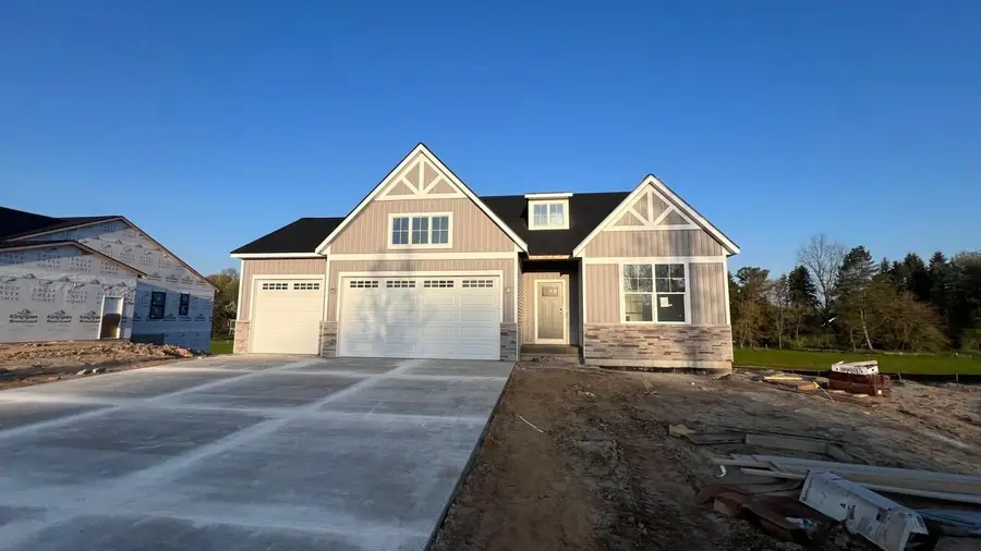 7681 Clementine Avenue, Byron, MI 49315 - #2