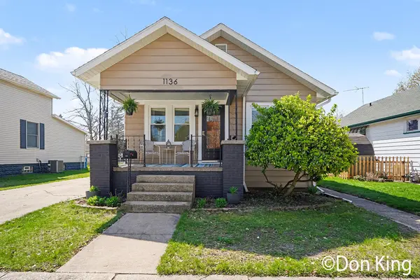 1136 Slayton Avenue, GrandHaven, MI 49417