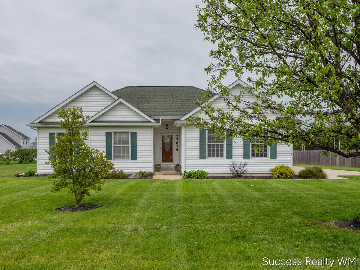 27836 Manchester Circle, Antwerp, MI 49079 - #1