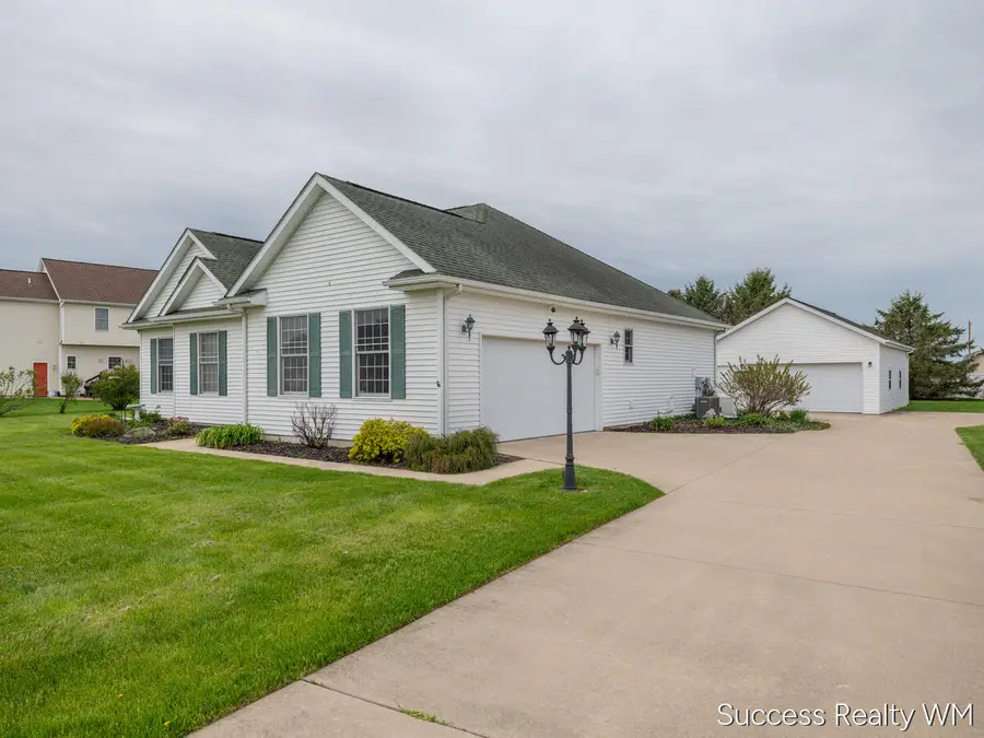 27836 Manchester Circle, Antwerp, MI 49079 - #2