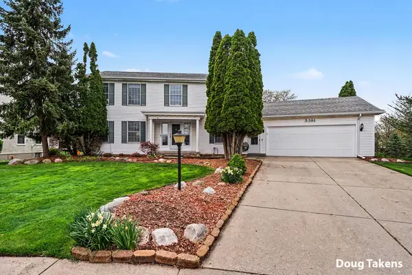 5381 Bunker Hill Court SE, Kentwood, MI 49508