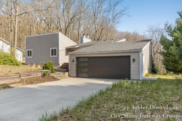 17265 Rolling Dunes Drive, WestOlive, MI 49460