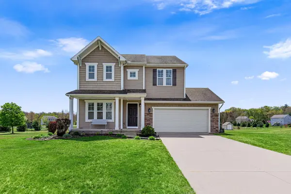 8534 E Barber Ridge Drive, Alto, MI 49302