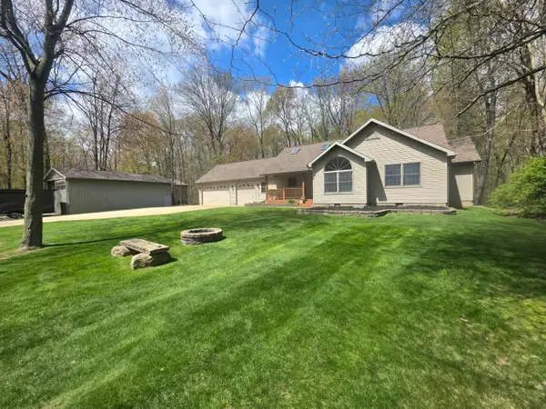 515 E General Street, Sheridan, MI 48884