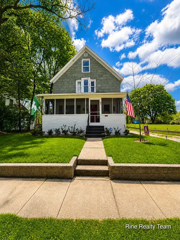 47 Frisbie Avenue, BattleCreek, MI 49037