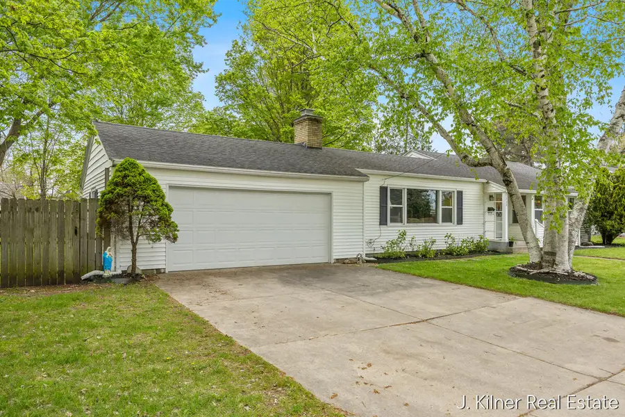 722 N Hudson Street SE, Lowell, MI 49331 - #2