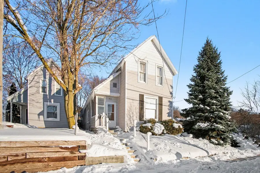 916 Lafayette Avenue NE, Grand Rapids, MI 49503 - #3