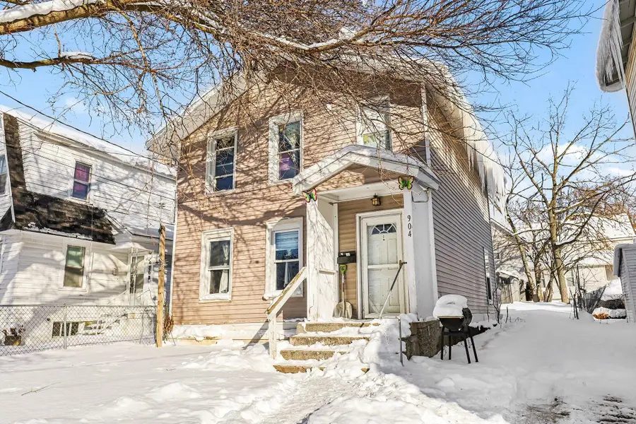 904 College Avenue NE, Grand Rapids, MI 49503 - #3