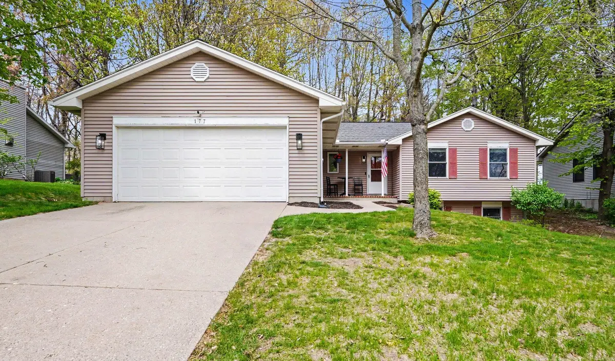 177 Glen Eagle Drive NE, Rockford, MI 49341 - #1