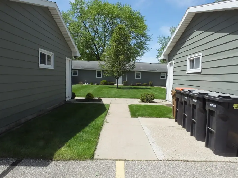 834 Andover Court SE, Kentwood, MI 49508 - #2