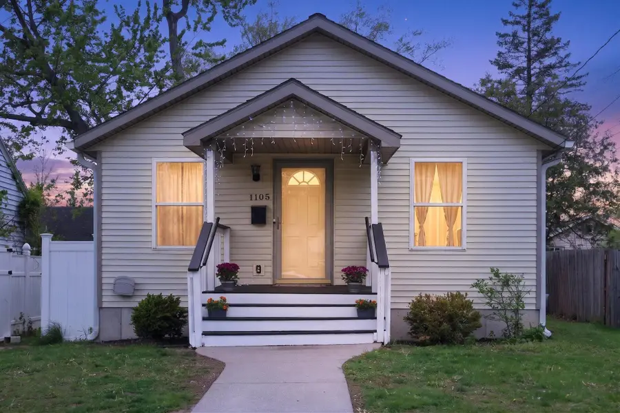1105 Hazen Street SE, Grand Rapids, MI 49507 - #2