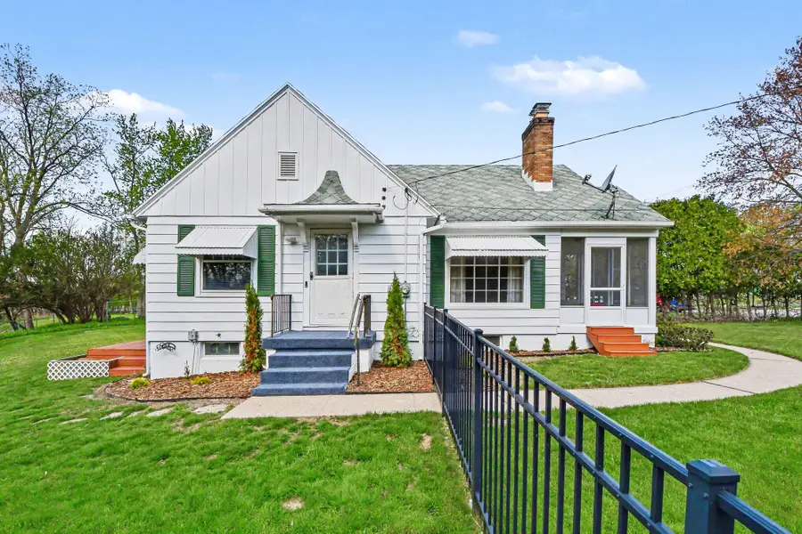 2500 32nd Street SE, Kentwood, MI 49512 - #2