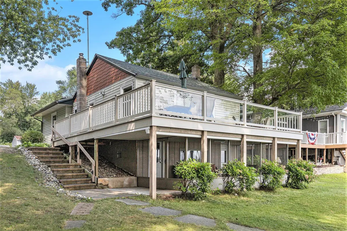 4431 W Stanton Road, Stanton, MI 48888 - #1
