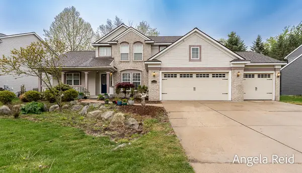 3528 Birch Knoll Drive SE, GrandRapids, MI 49512