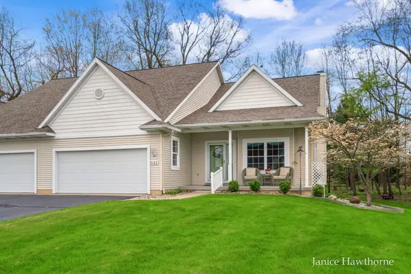 642 W Woodlawn Avenue, Hastings, MI 49058