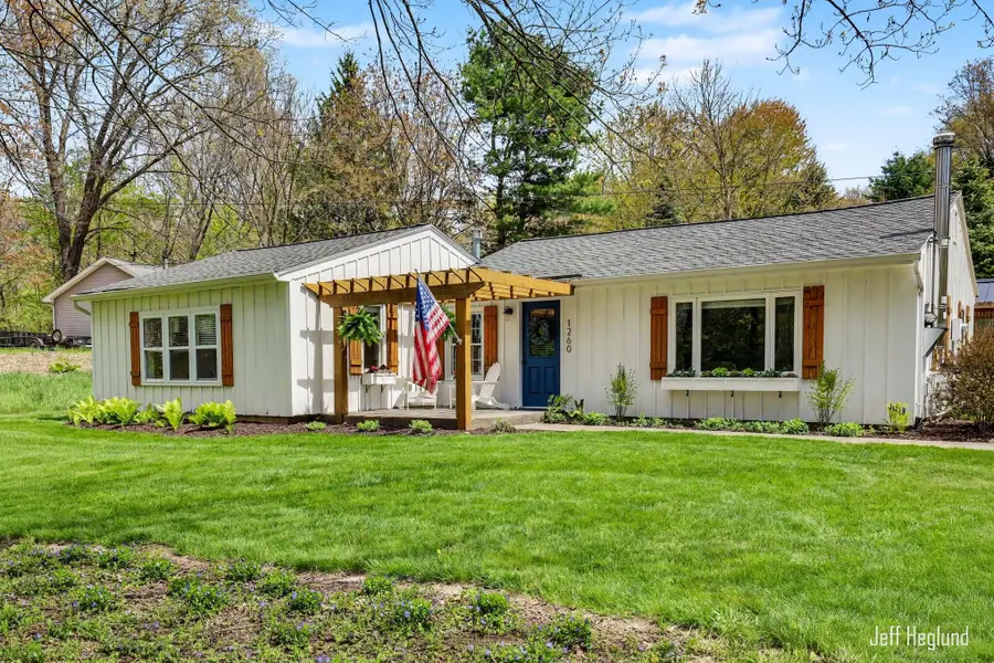 1260 Cramton Avenue NE, Ada, MI 49301 - #3