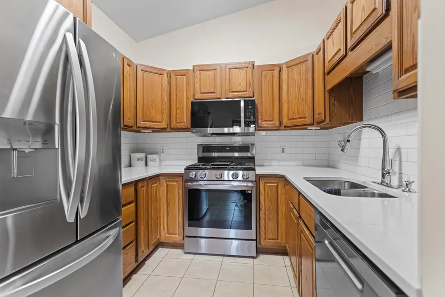 1037 Country Gardens NW, Grand Rapids, MI 49534 - #3