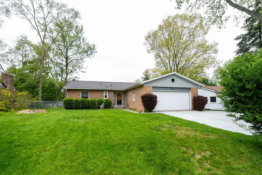 4557 Brooklyn Avenue SE, Kentwood, MI 49508 - #3