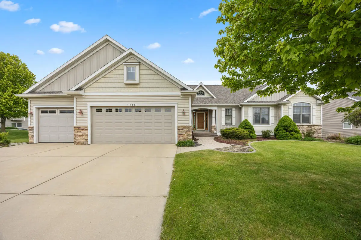1815 Planters Row Drive SW, Byron, MI 49315 - #1