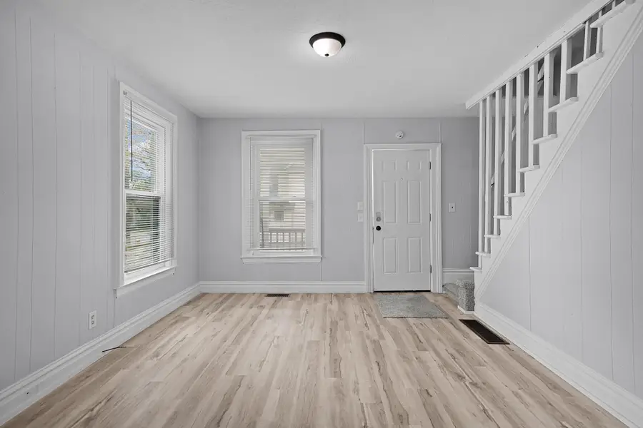 301 Spencer Street NE, Grand Rapids, MI 49505 - #3