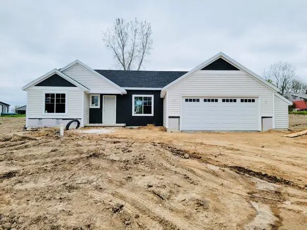 10555 68th Street SE, Alto, MI 49302