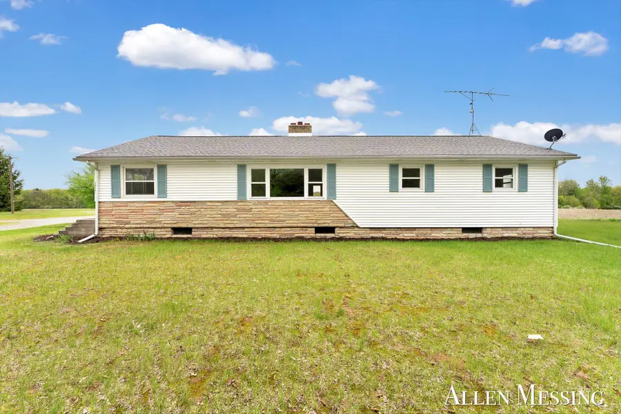 16753 S Fenmore Road, Bannister, MI 48807 - #2