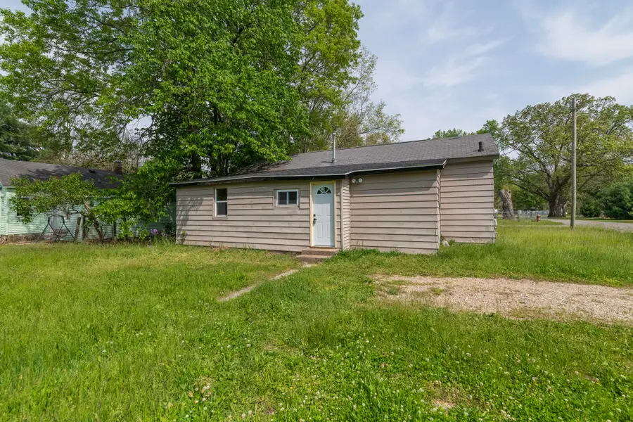 501 2nd Avenue, Dowagiac, MI 49047 - #2