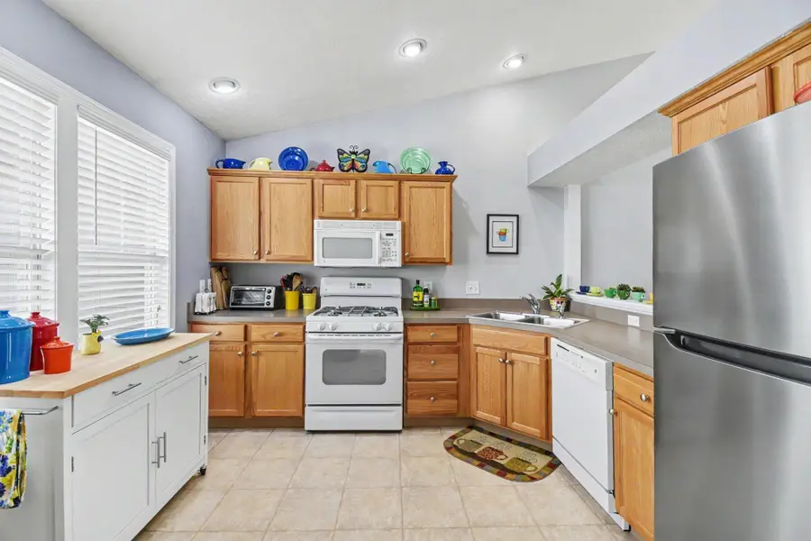 1186 La Paloma Drive SW Building: 9 Unit: 32, Wyoming, MI 49509 - #3