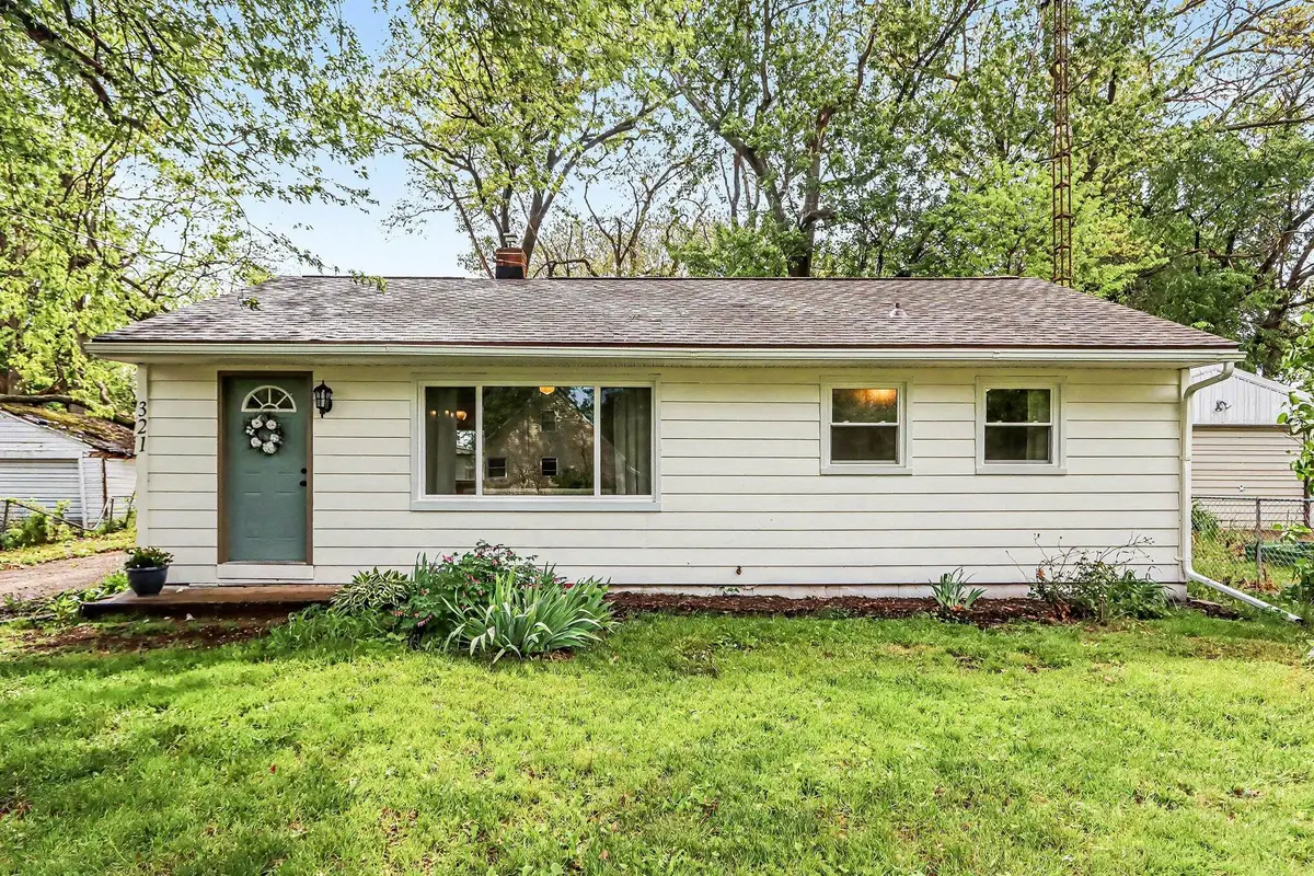 321 Snow Avenue, Level Park Oak Park, MI 49037 - #1