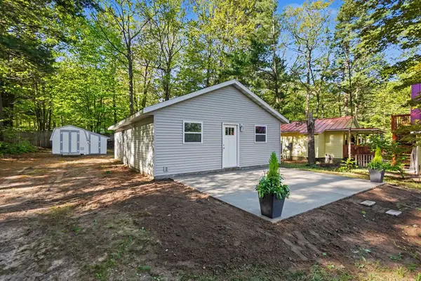 9751 W Silver Lake Road, Mears, MI 49436