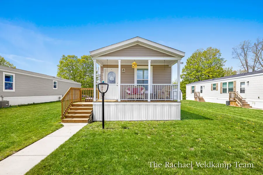6925 Vinewood Avenue NE, Belmont, MI 49306 - #3