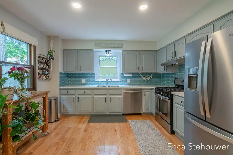 8659 Ridgecrest Court SW, Byron Center, MI 49315 - #2