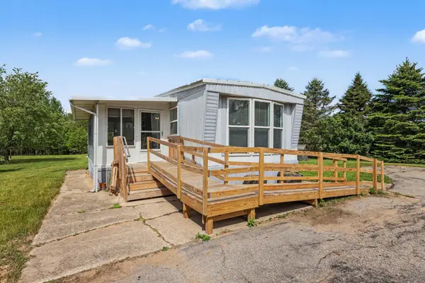 15827 Algoma Avenue NE, CedarSprings, MI 49319