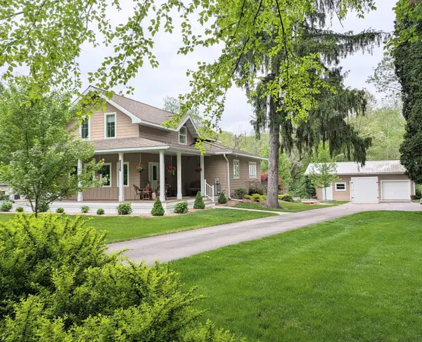 5420 Whitneyville Avenue SE, Alto, MI 49302